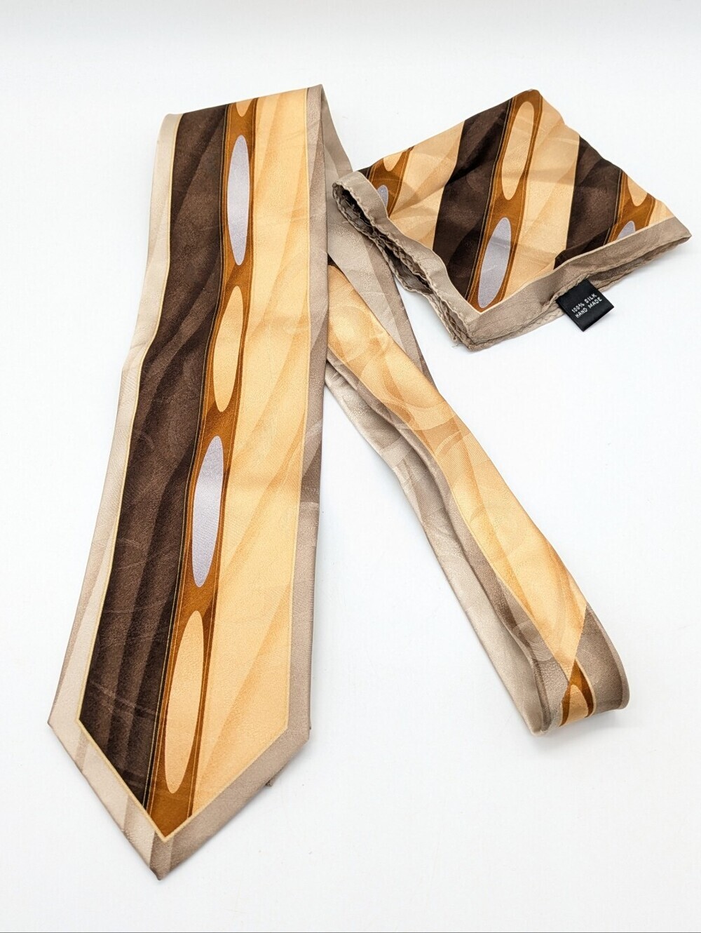 Vintage Stacy Adams Brown Tan Abstract Silk Mens Tie